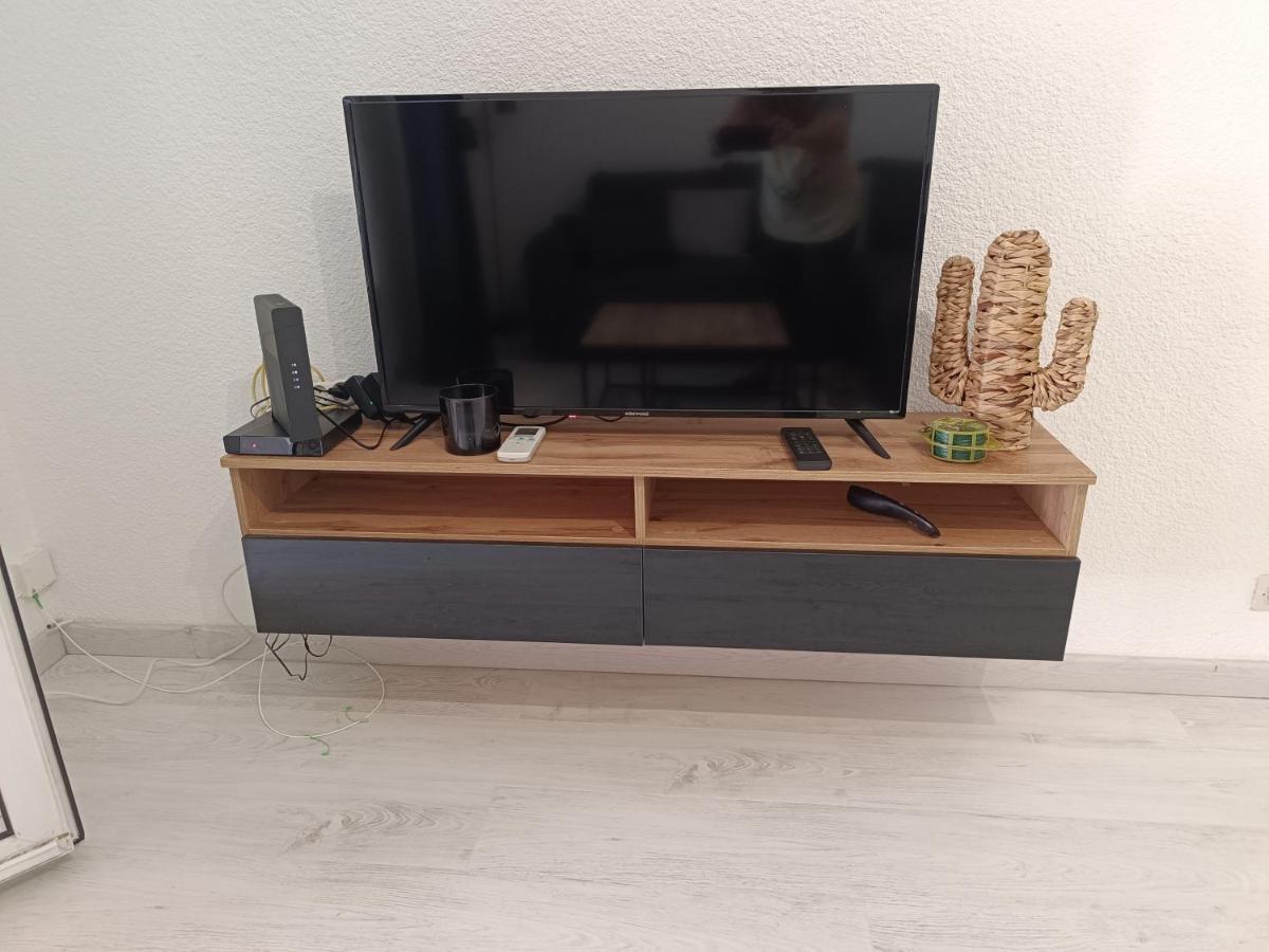 A 50 Metres De La Apartamento Fréjus