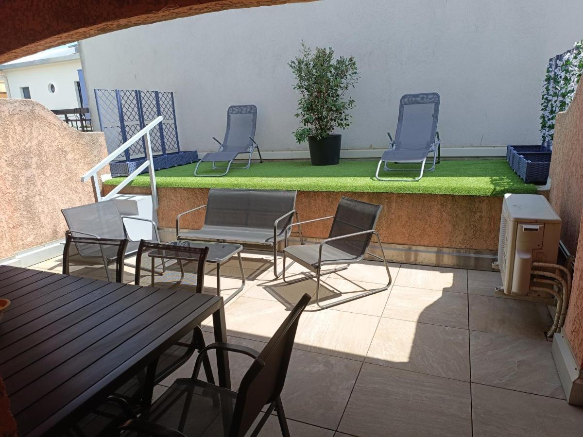 A 50 Metres De La Apartment *